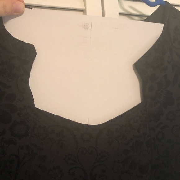 Black Floral Textured Dress - Picture 2 of 3